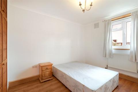 3 bedroom apartment to rent, Stockwell Gardens Estate, London SW9