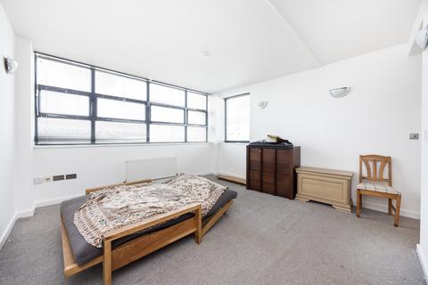 1 bedroom flat for sale, Shaftesbury Road, London E7