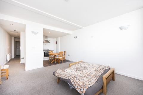 1 bedroom flat for sale, Shaftesbury Road, London E7