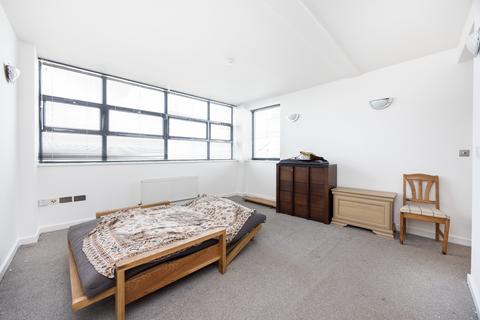 undefined, Shaftesbury Road, London E7