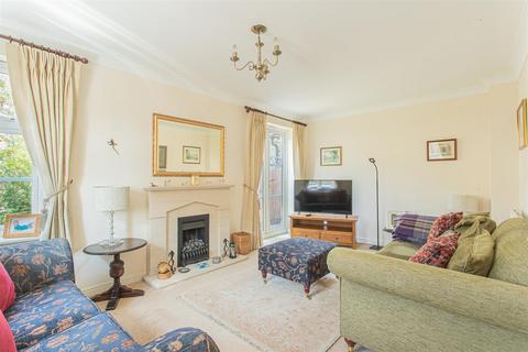 11 Bath Stone Crescent, Corsham, SN13 9EP