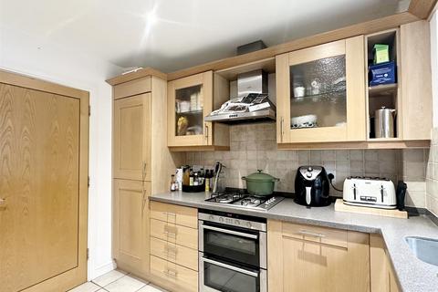 2 Ryknild Drive, Streetly, Sutton Coldfield, B74 2AZ