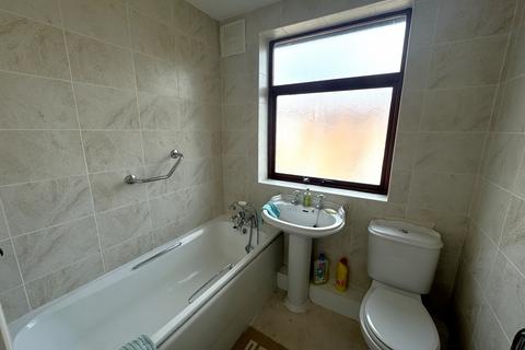 3 bedroom terraced house for sale, Aigburth Grove, Reddish