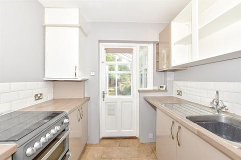 4 bedroom terraced house for sale, Castlemaine Avenue, Gillingham, Kent