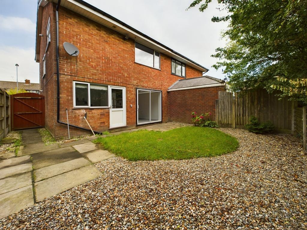 32 Douglas Road (16)