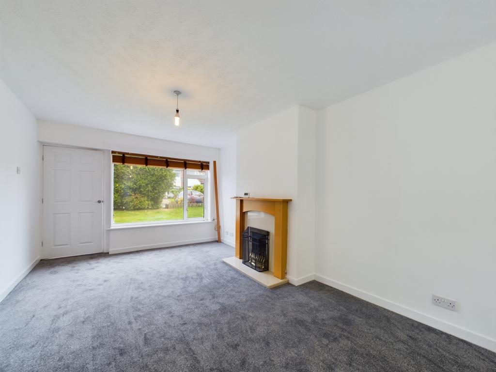 32 Douglas Road (3)