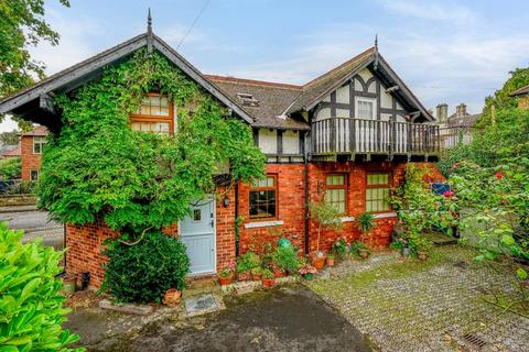 3 bedroom detached house for sale, St. Olaves Road, York