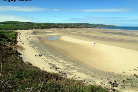 undefined, Bachau, Coedana, Isle of Anglesey, LL71