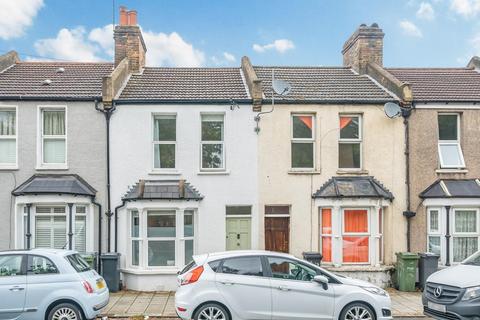 16 Robson Road, London, SE27 9LA