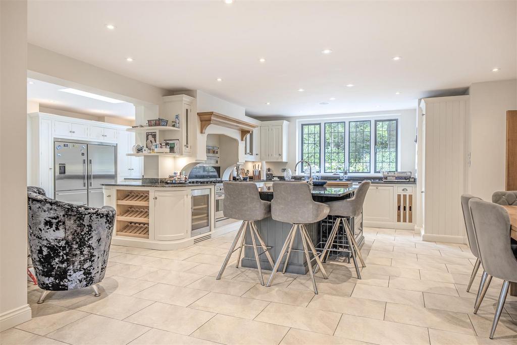 Kitchen/Breakfast Room