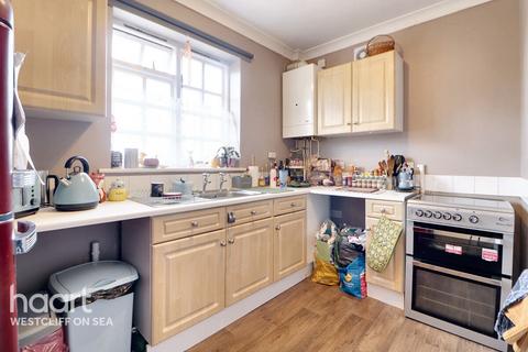 1 bedroom maisonette for sale, North Avenue, SOUTHEND-ON-SEA