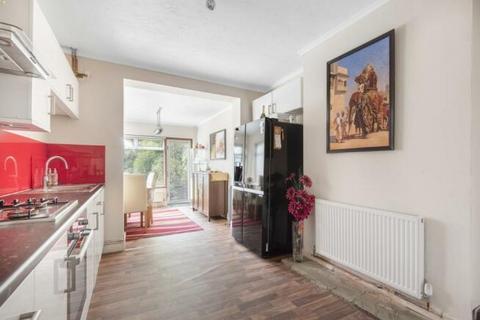 3 bedroom semi-detached house for sale, Southborough Lane, Bromley