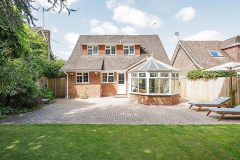 2 bedroom detached house for sale, Hillside Road, Storrington, West Sussex, RH20