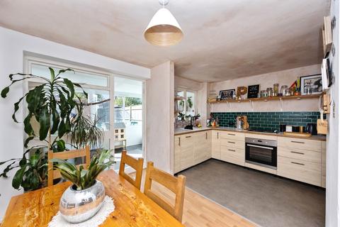55 Undermill Road, Upper Beeding, Steyning, BN44 3JG