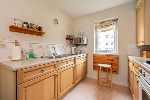 25/3 Greenpark, Edinburgh, EH17 7TA