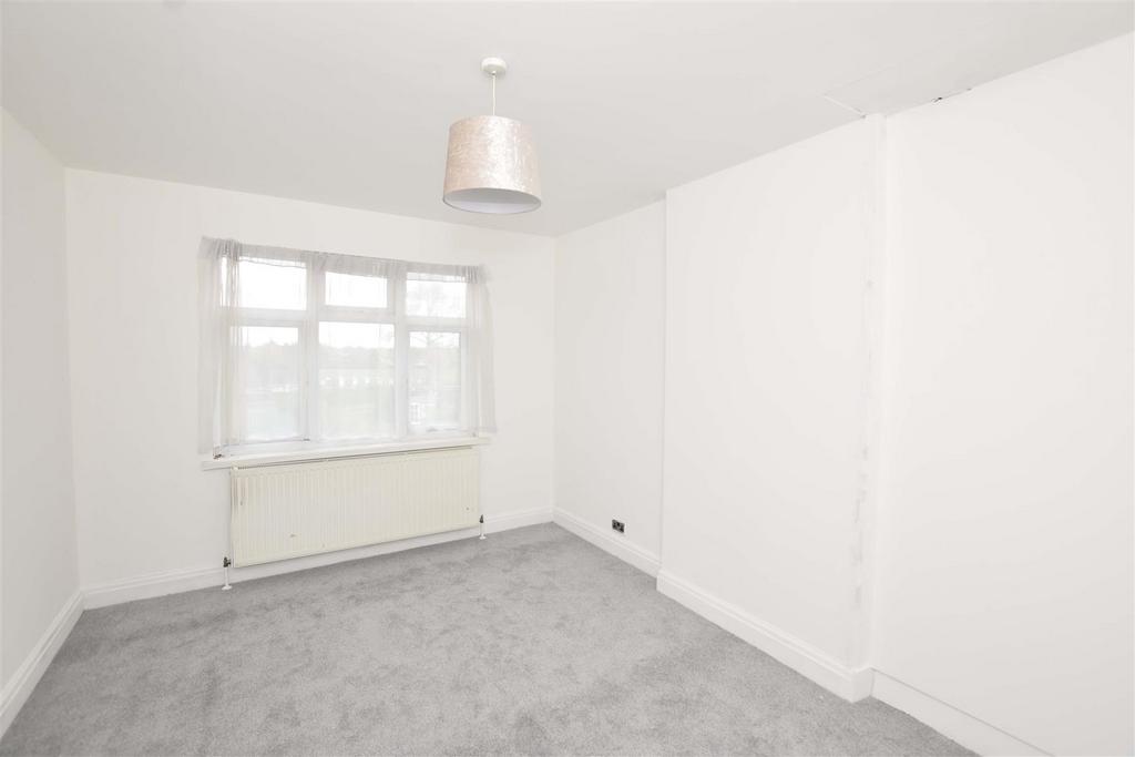 Bedroom 2 copy.jpg