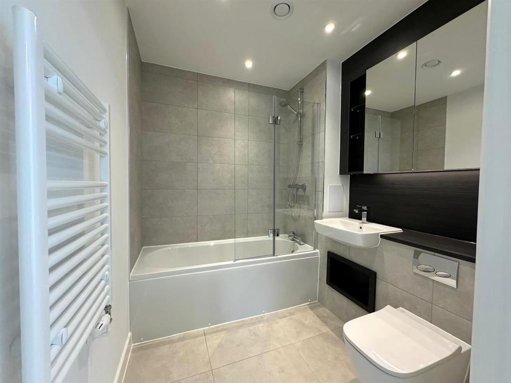 Bathroom.jpeg