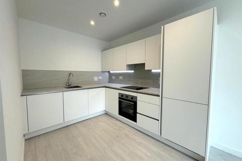 2 bedroom apartment to rent, Shearwater Drive, West Hendon NW9