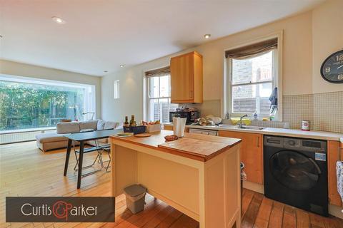 2 bedroom flat for sale, Niton Street, Fulham, SW6