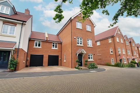 4 bedroom end of terrace house for sale, Friar Road, Enfield