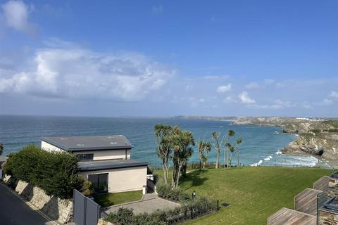 3 bedroom terraced house for sale, Trebarwith Crescent, Newquay TR7