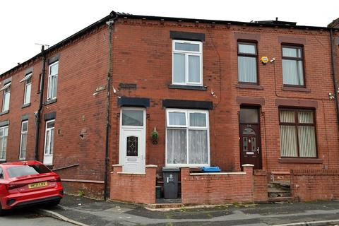 3 bedroom end of terrace house for sale, Villa Road, Oldham