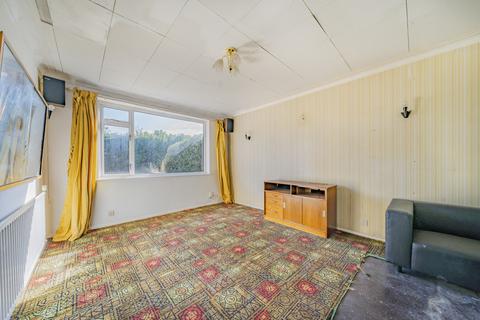 39 Eltham Palace Road, London, SE9 5LU