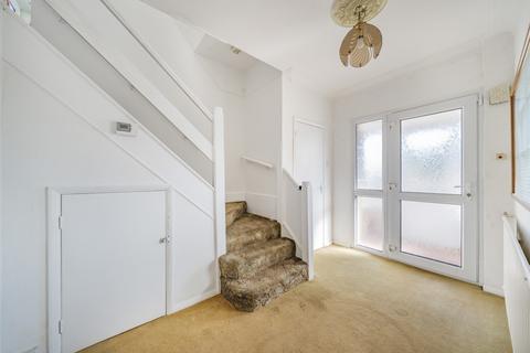39 Eltham Palace Road, London, SE9 5LU