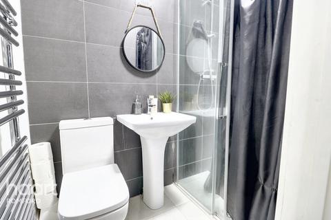 50 The Drive, Collier Row, Romford, RM5 3TR