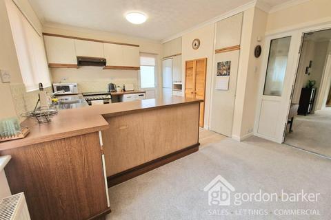 1a Edward Road, Bournemouth, BH11 8SX