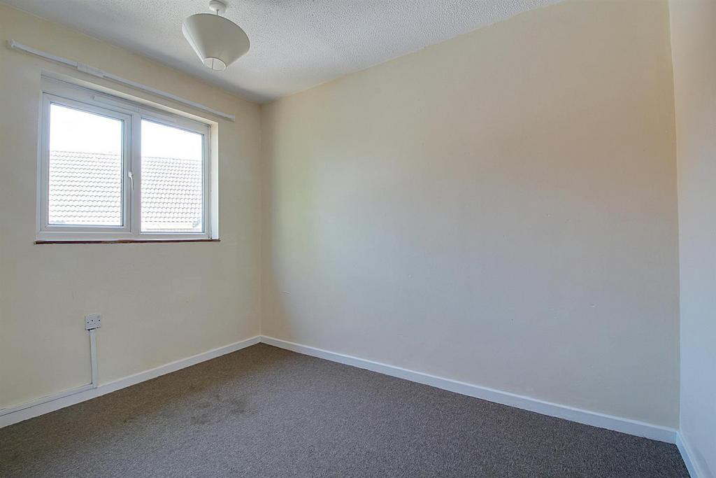 8112 bed 3.jpg