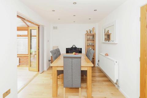 27 Bowood End, Sutton Coldfield, B76 1LU