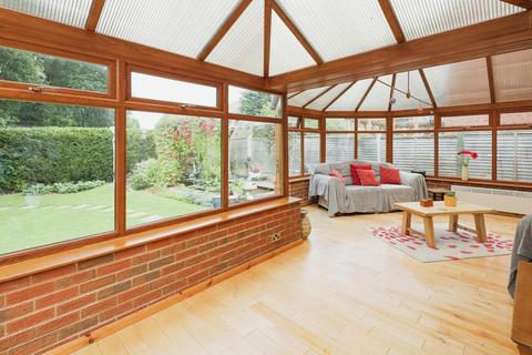 27 Bowood End, Sutton Coldfield, B76 1LU