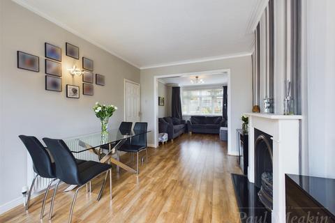 46 Derwent Drive, Purley, CR8 1EQ