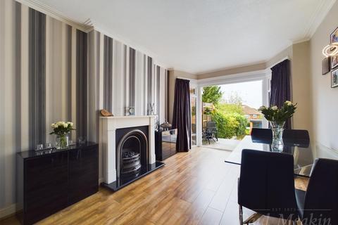 46 Derwent Drive, Purley, CR8 1EQ