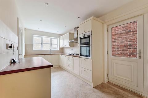 4 bedroom detached house for sale, Lunns Gardens, Evesham