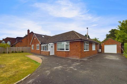 3 bedroom detached bungalow for sale, GREEN PASTURES, COOPERS LANE, TADLEY, HAMPSHIRE, RG26