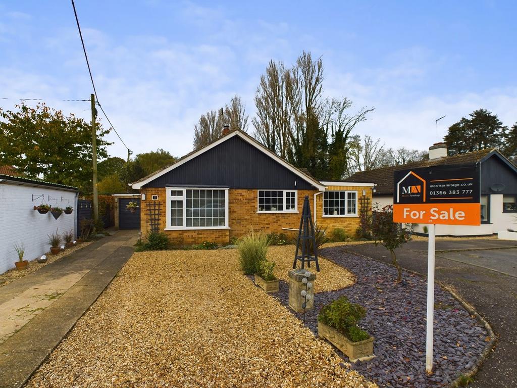 Rye Close, King's Lynn PE33 3 bed detached bungalow - £398,500