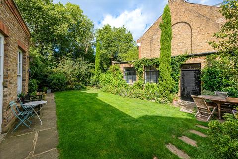 5 bedroom detached house to rent, Harvist Road, London, NW6