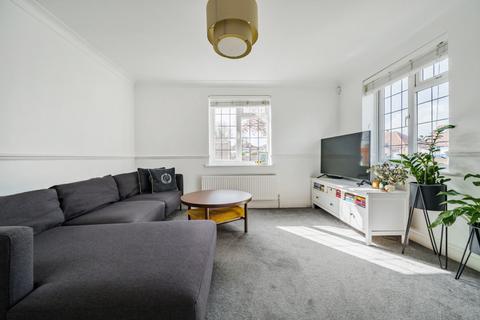 Flat 2, 76 Avery Hill Road, London, SE9 2HE