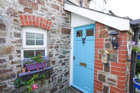 3 bedroom terraced house for sale, Barton Mews, Parkham, Bideford