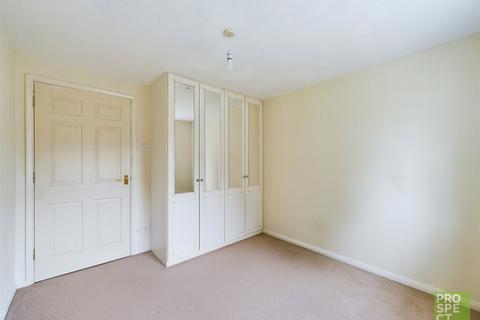 2 bedroom apartment for sale, Elm Park, Reading, Berkshire, RG30