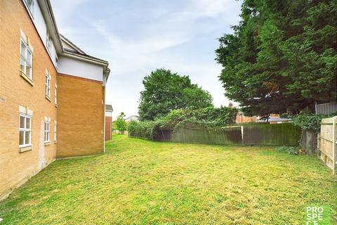 165 Elm Park, Reading, RG30 2HU