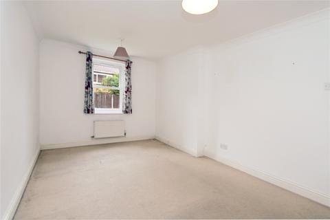 10 Ravens Close, Surbiton, KT6 4QG