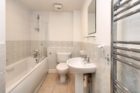 10 Ravens Close, Surbiton, KT6 4QG