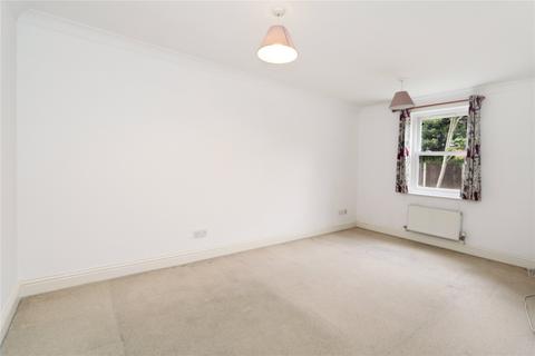 10 Ravens Close, Surbiton, KT6 4QG