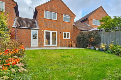 59 Wingate Drive, Ampthill, Bedford, MK45 2XF