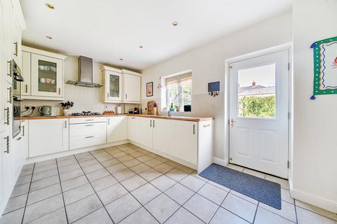 6 Wagon Hill Way, Exeter, EX2 5GS