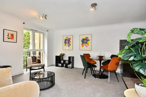 2 bedroom apartment for sale, Makepeace Road, Wanstead