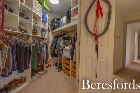 Flat 16, Booths Court Poplar Drive, Hutton, Brentwood, CM13 1YY